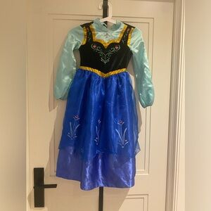Disney frozen princess Anna  size 5/6